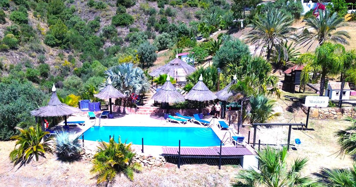 Castle Tower Ground Floor Apartment In Rural Holiday Park 'Cezanne' Tolox Eksteriør bilde