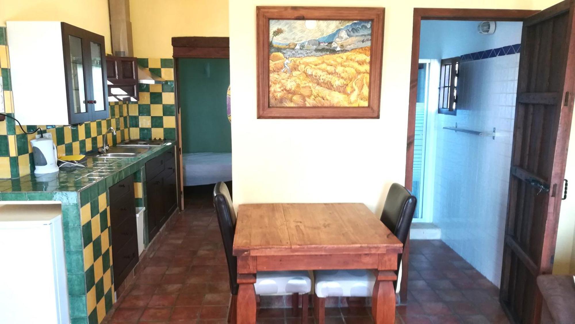 Castle Tower Ground Floor Apartment In Rural Holiday Park 'Cezanne' Tolox Eksteriør bilde