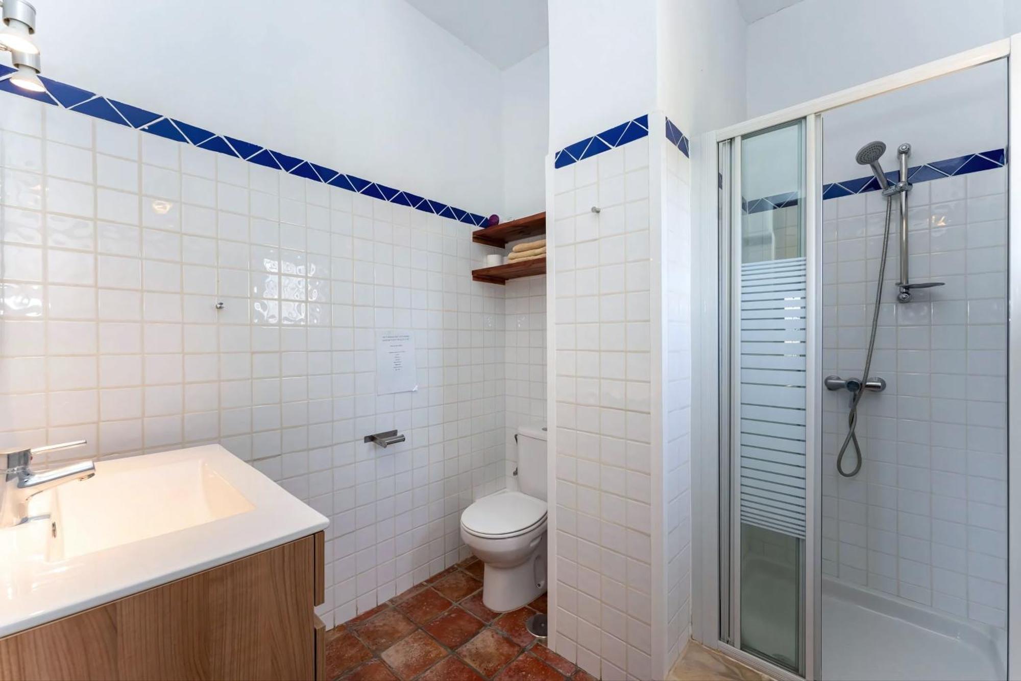 Castle Tower Ground Floor Apartment In Rural Holiday Park 'Cezanne' Tolox Eksteriør bilde